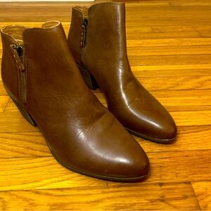 FRYE Judith Double Zip Ankle Boots in Whiskey Women’s Size 10